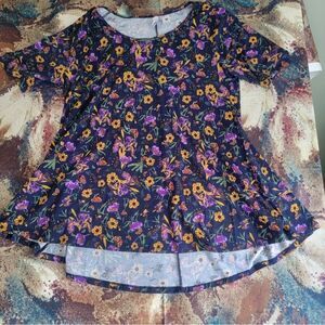 LuLaRoe Gigi Woman's Top Blouse 2 X Large Floral Multicolor Short Sleeve